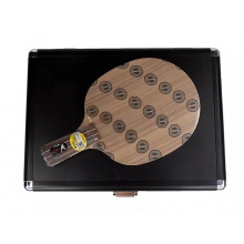 斯帝卡STIGA許昕紀(jì)念底版乒乓底板 斯蒂卡禮盒包裝內(nèi)贈斯帝卡三星乒乓球三顆 與及強(qiáng)純木結(jié)構(gòu)相同斯帝卡專業(yè)底板